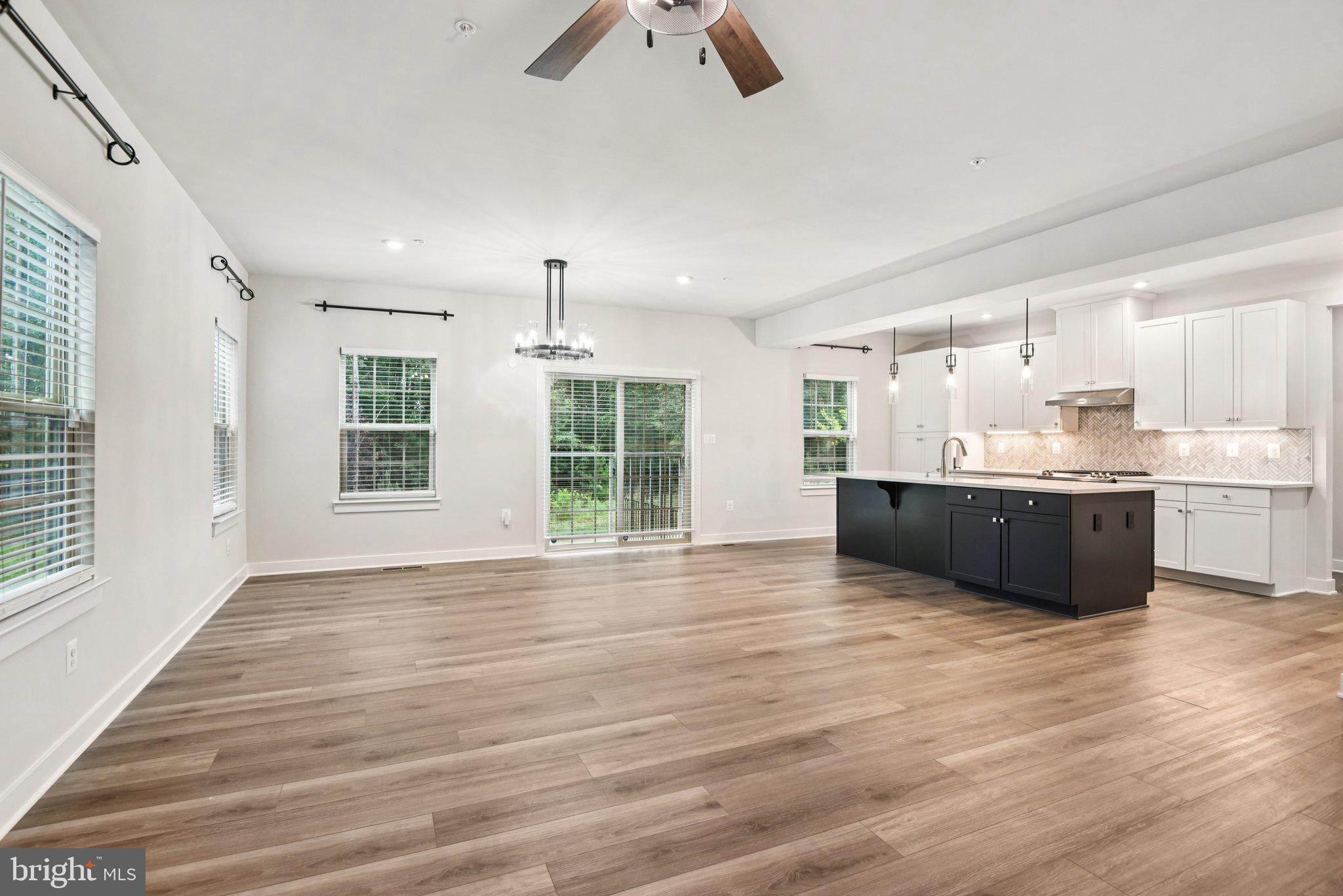 TIMOTHY BRANCH SINGLES - Residential