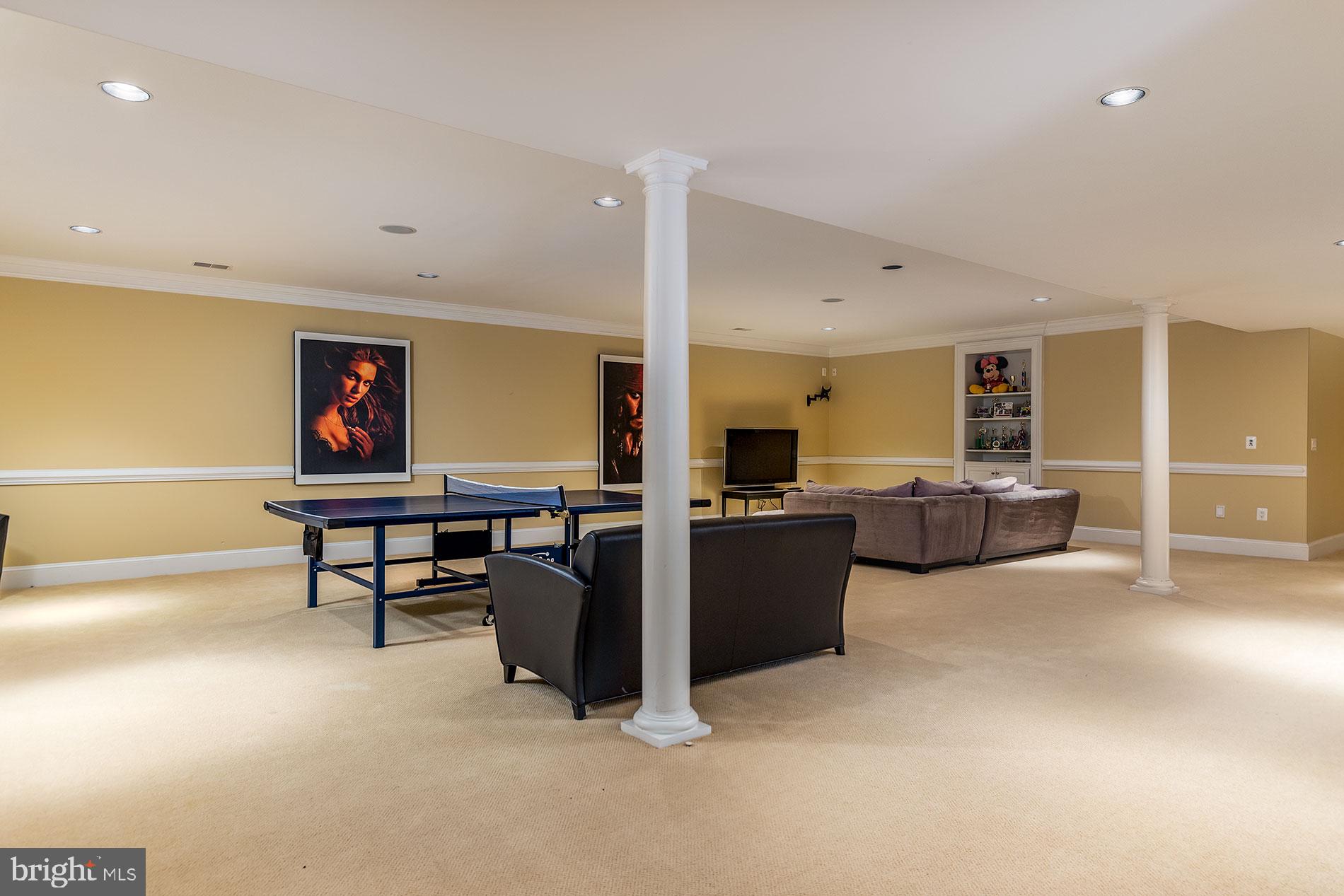 OAK HILL ESTATES - Residential