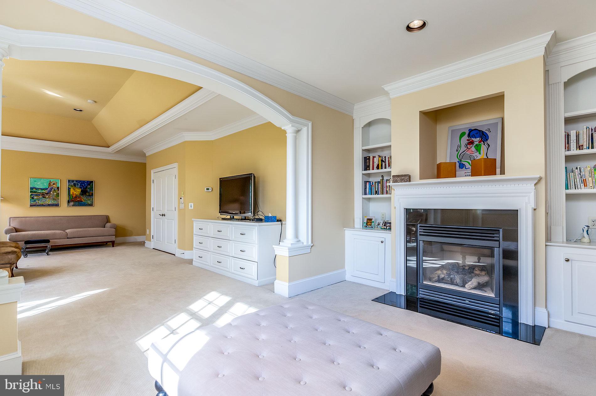 OAK HILL ESTATES - Residential