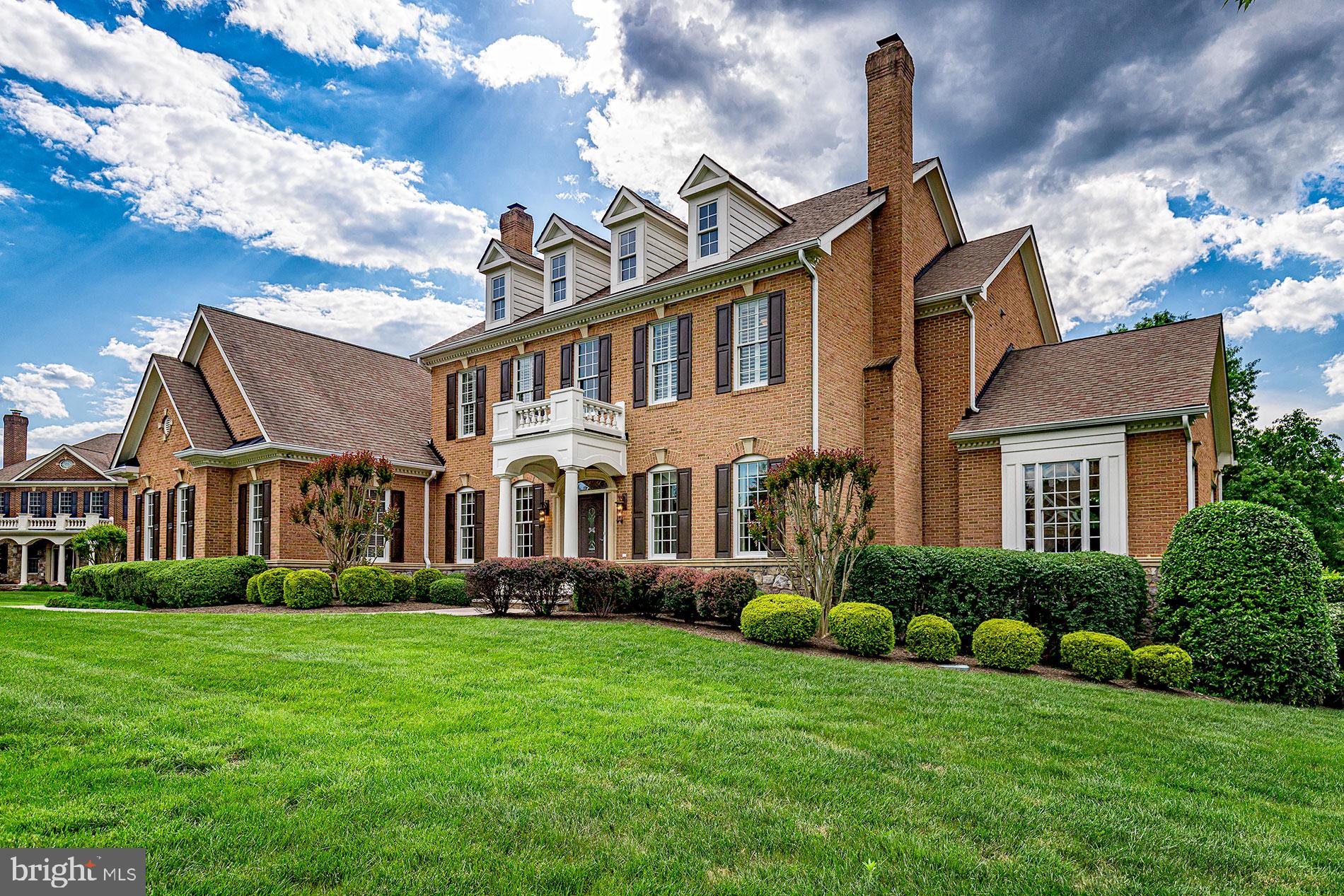 OAK HILL ESTATES - Residential