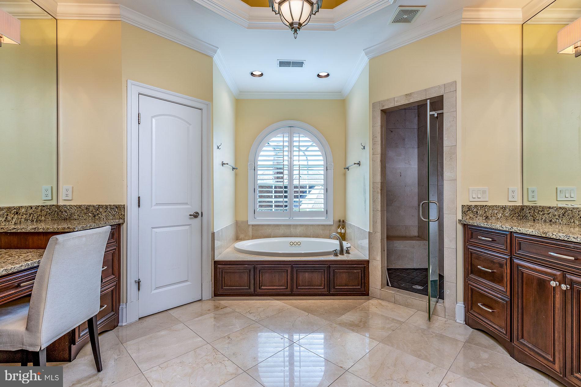 OAK HILL ESTATES - Residential