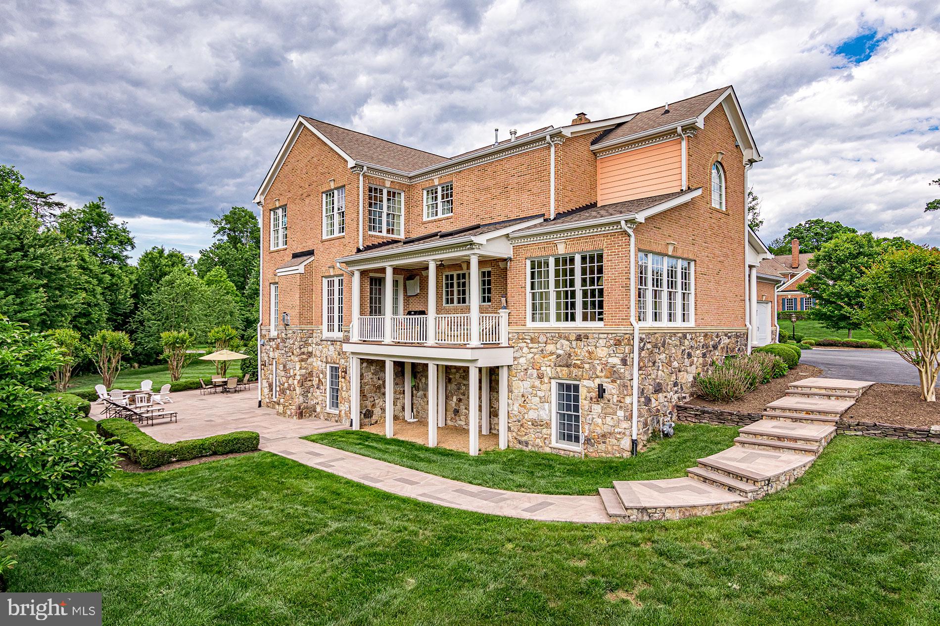 OAK HILL ESTATES - Residential