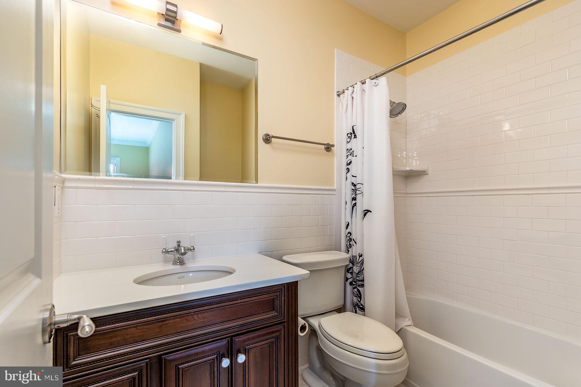 OAK HILL ESTATES - Residential