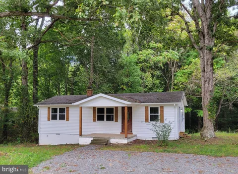 201 Grainery Road, Montross, VA MLS: VAWE2008482