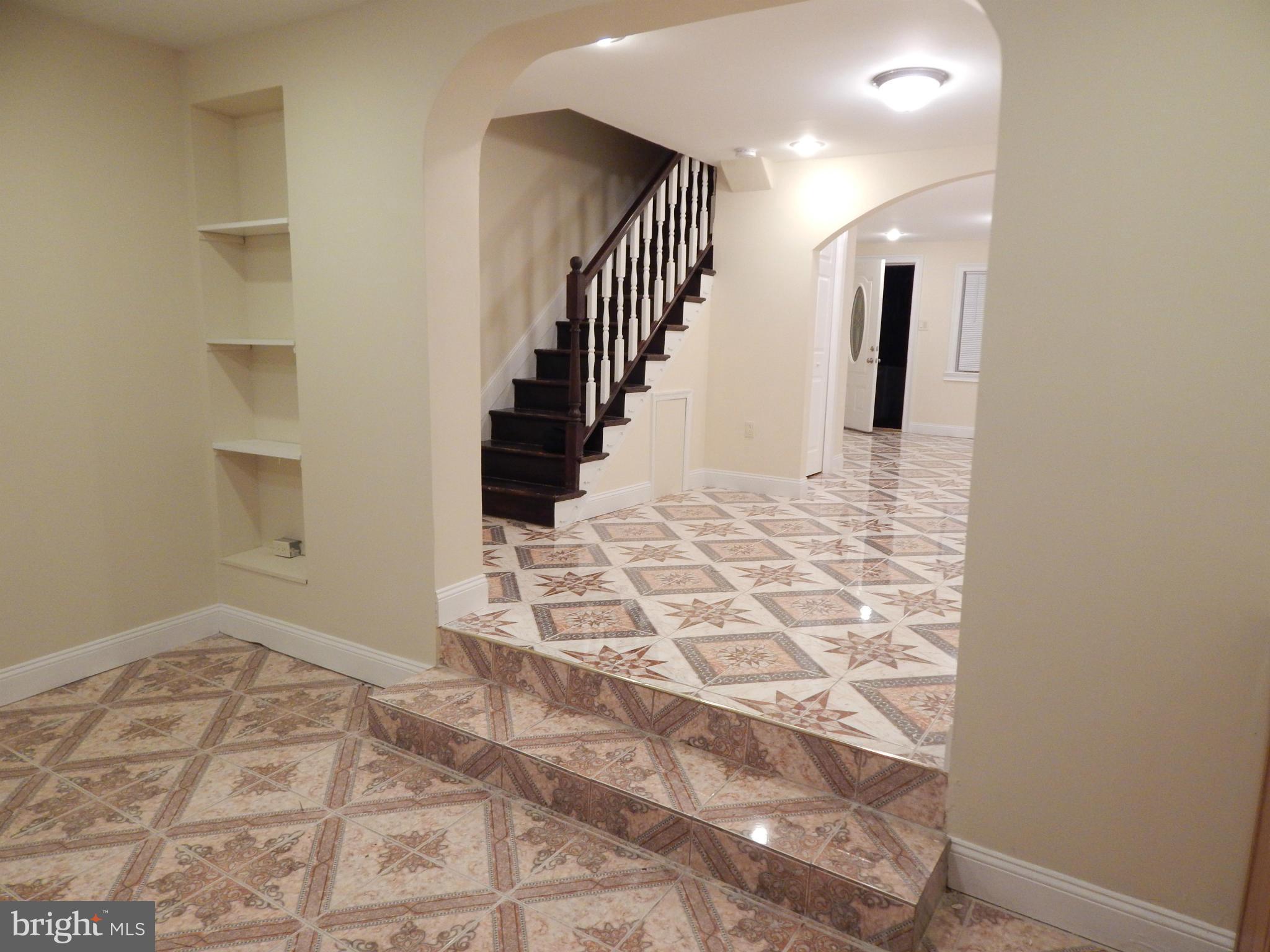 EASTWOOD HEIGHTS - Residential Lease