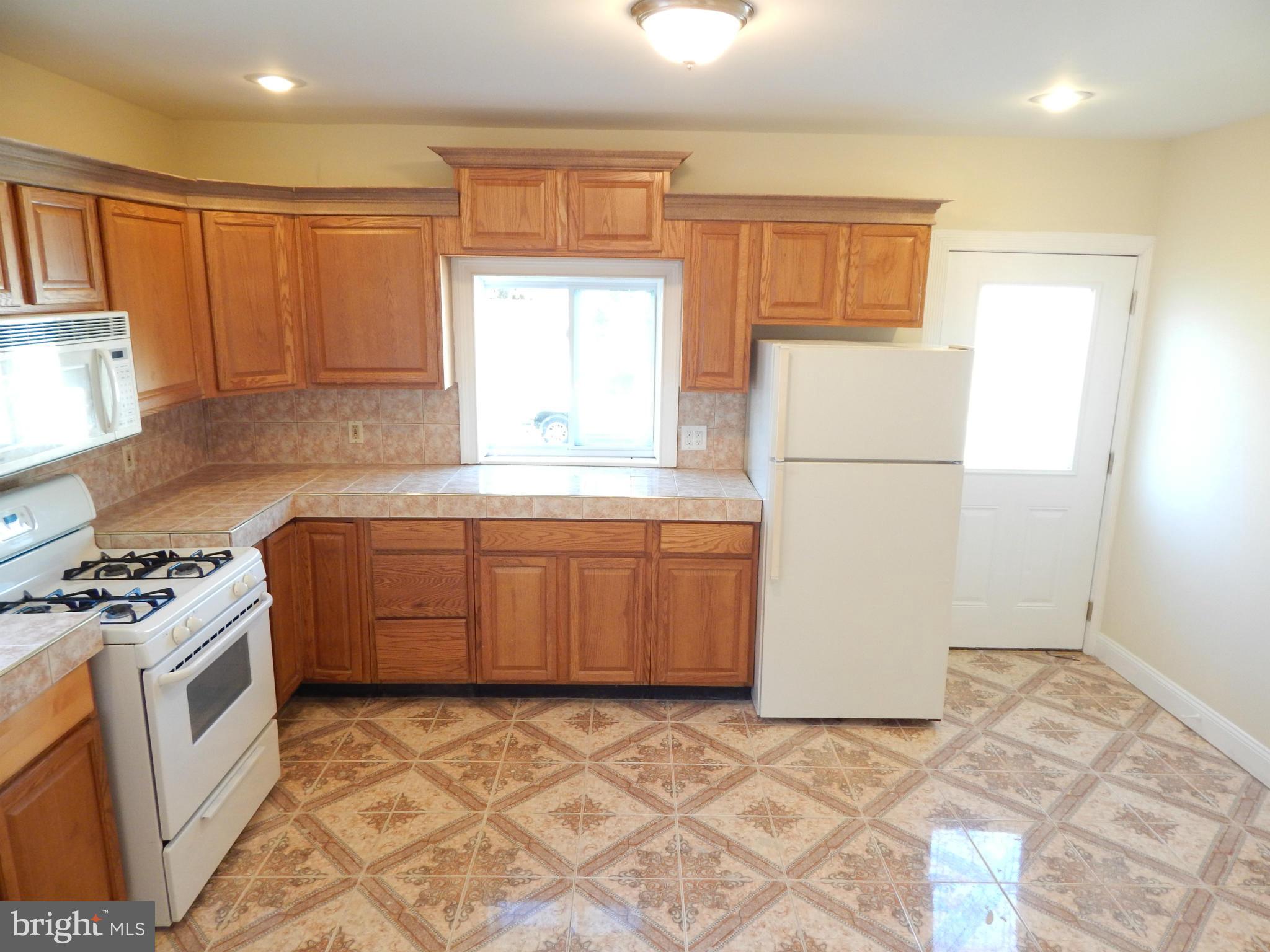 EASTWOOD HEIGHTS - Residential Lease