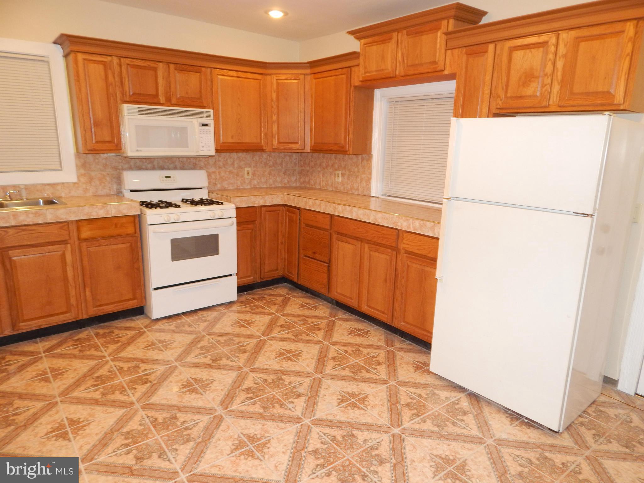 EASTWOOD HEIGHTS - Residential Lease