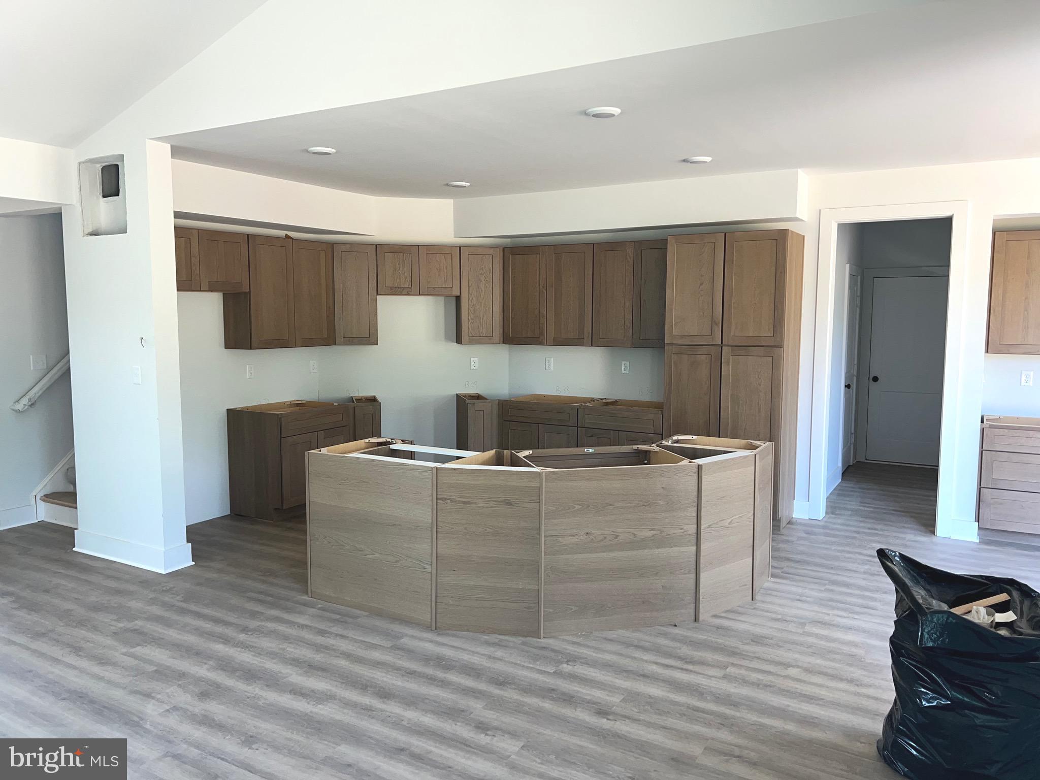 HIGH VIEW ESTATES - Residential