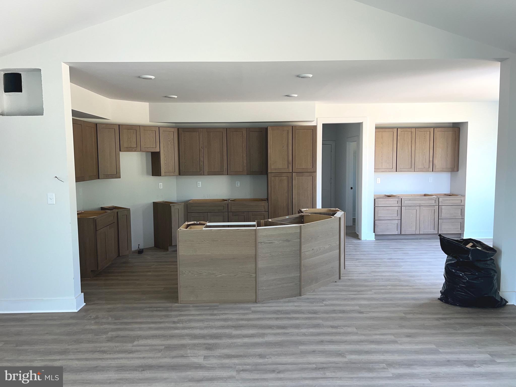 HIGH VIEW ESTATES - Residential