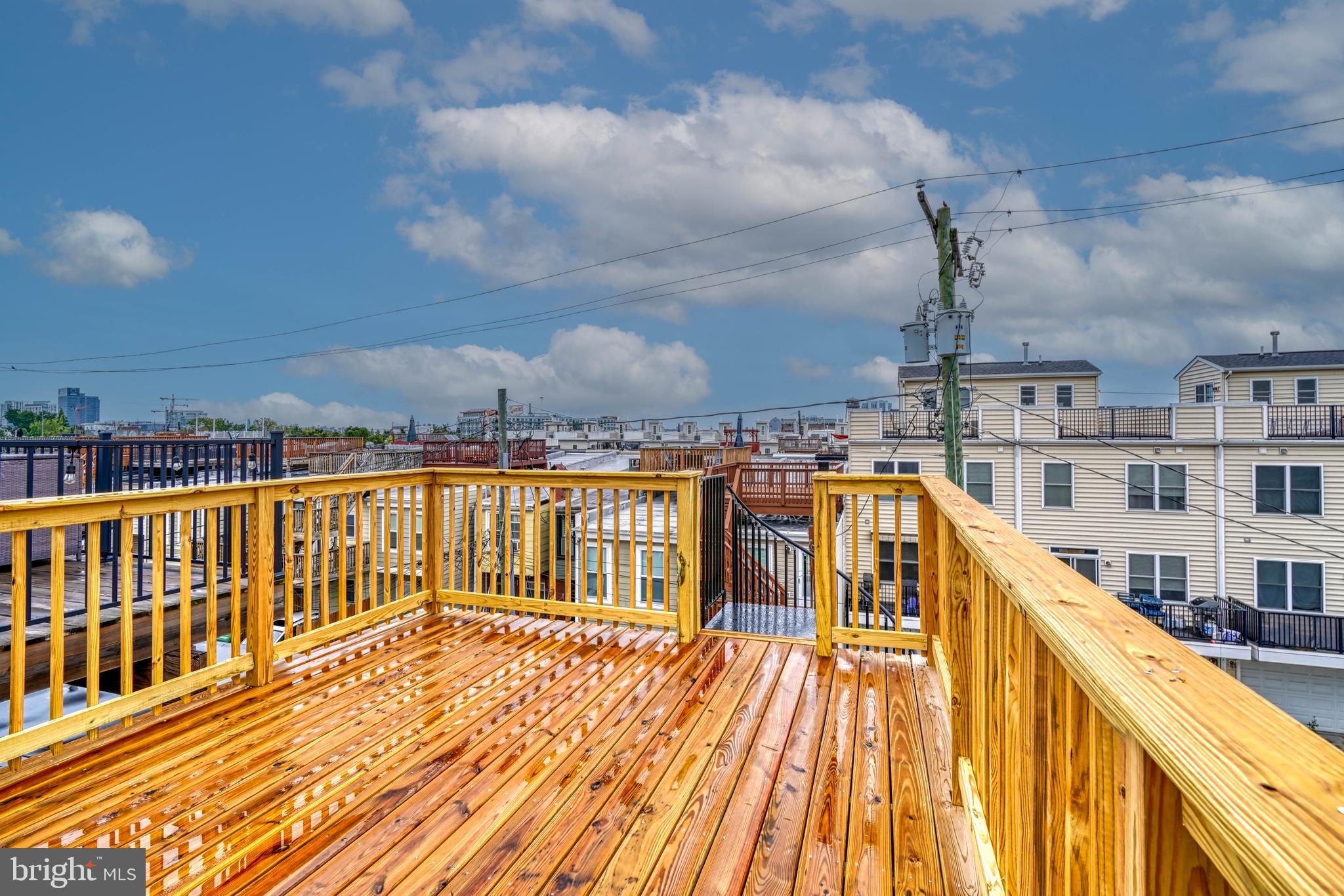 RIVERSIDE - Residential