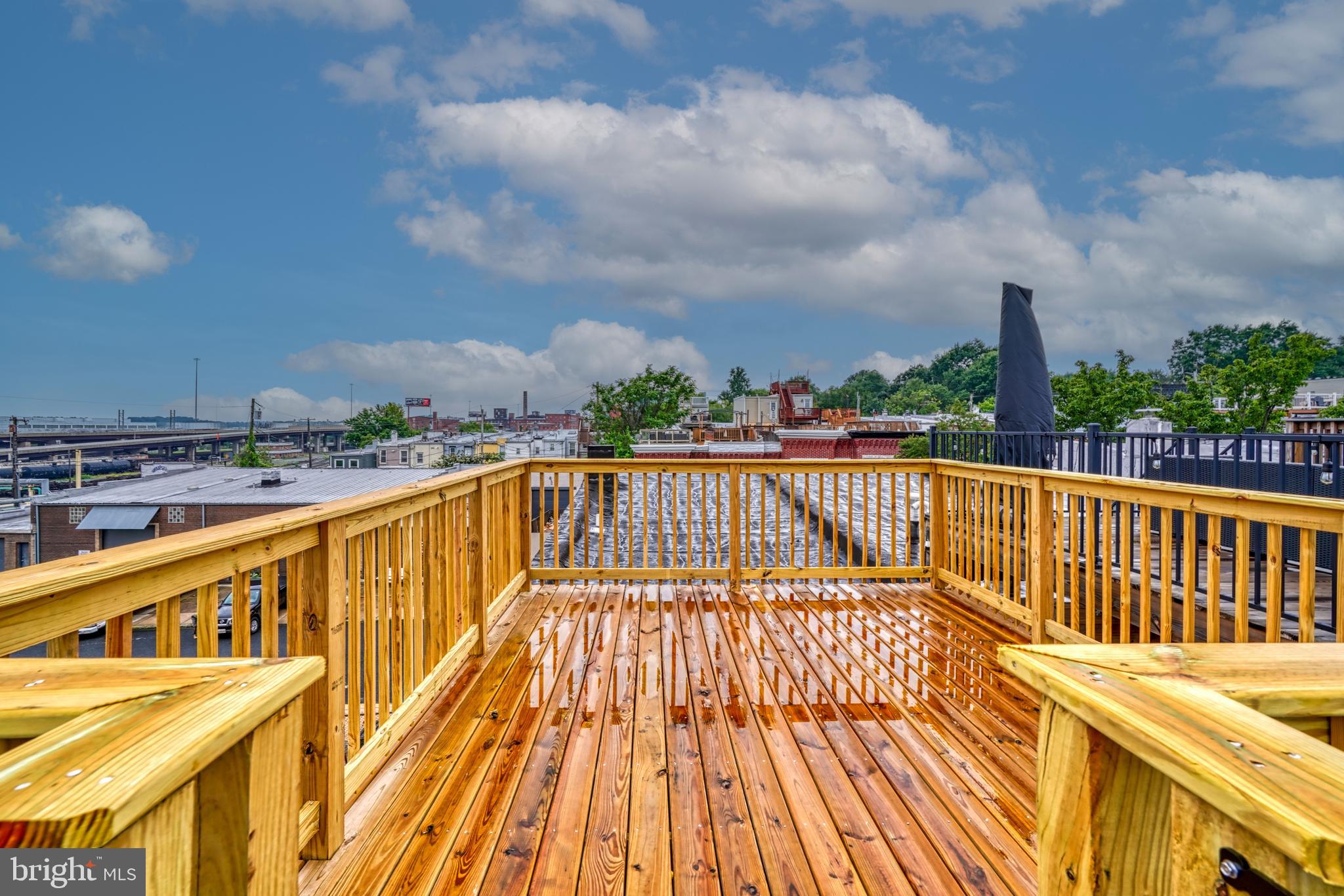 RIVERSIDE - Residential