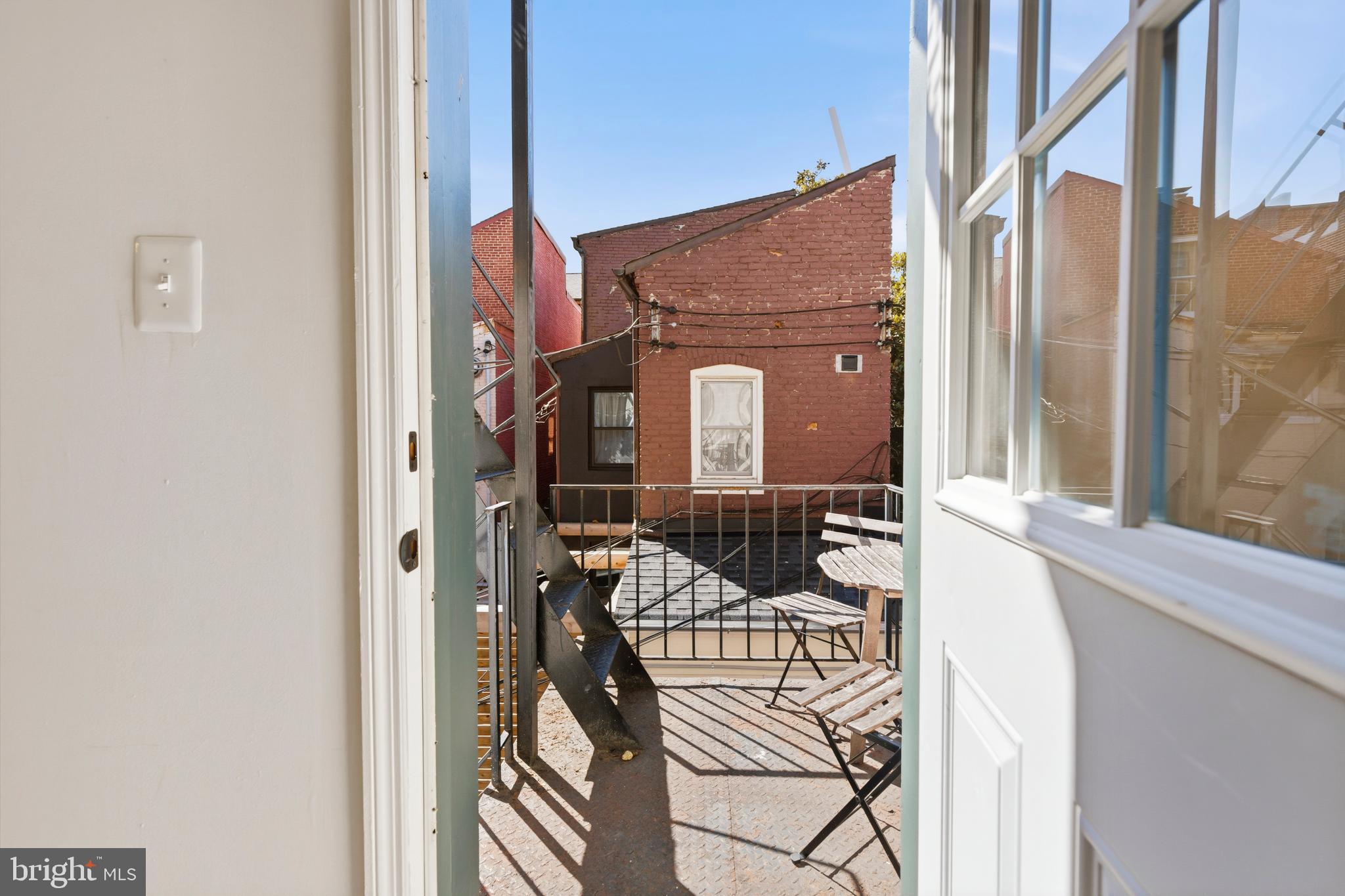 MOUNT VERNON - Residential