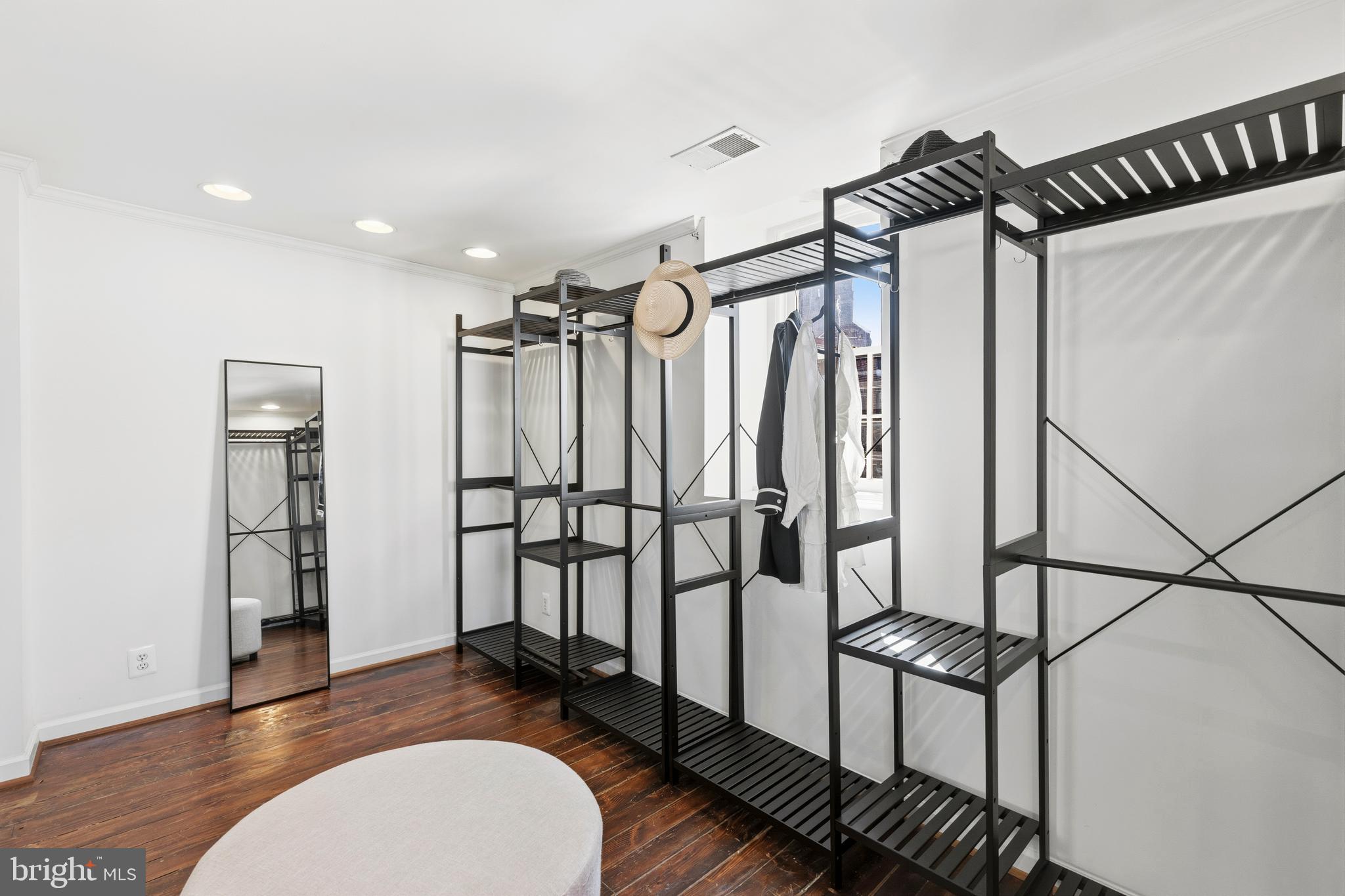 MOUNT VERNON - Residential