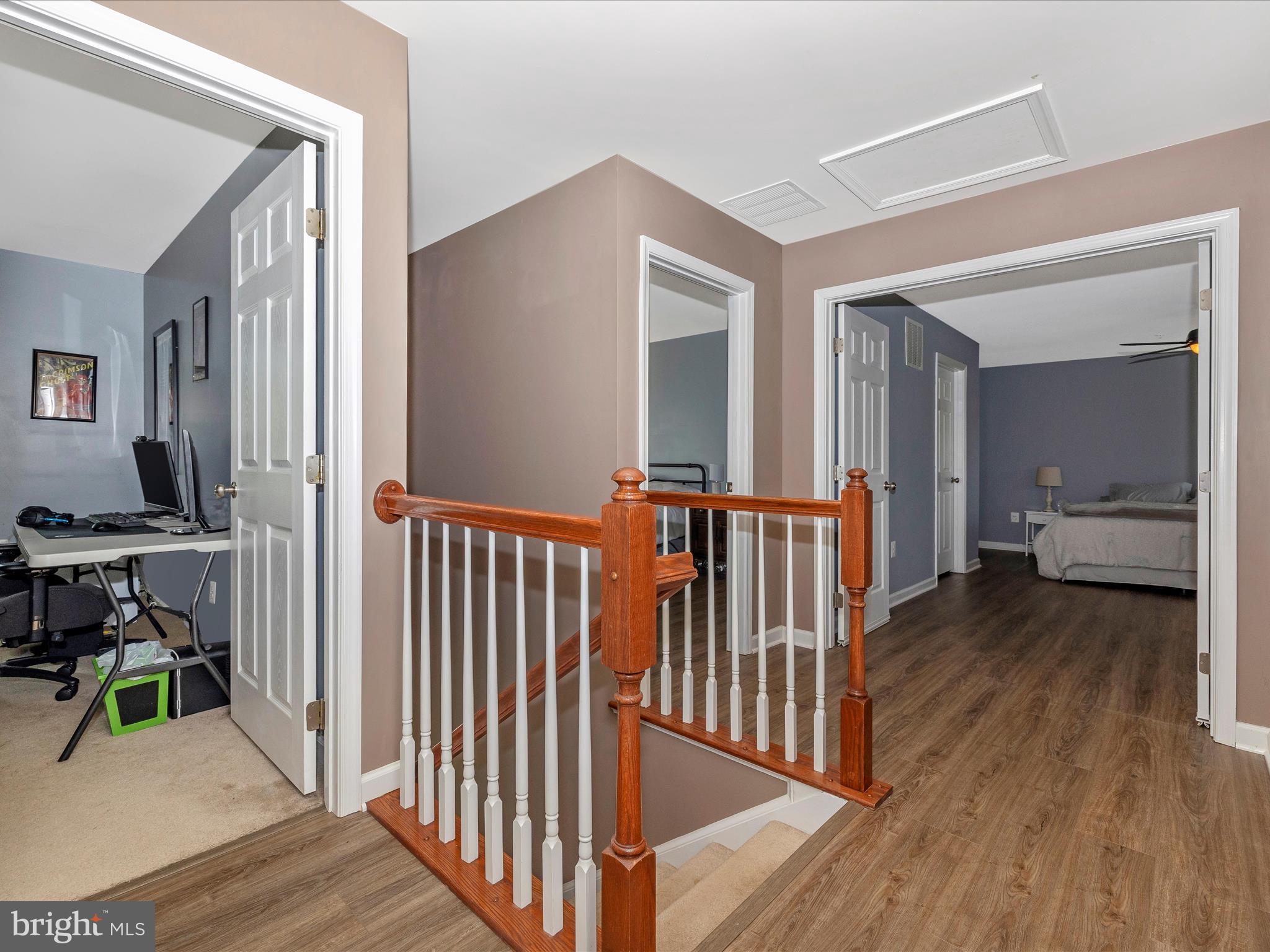 CLOVER RIDGE - Residential