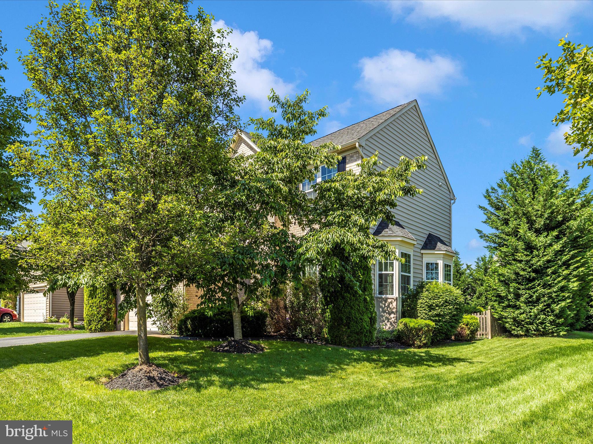 CLOVER RIDGE - Residential