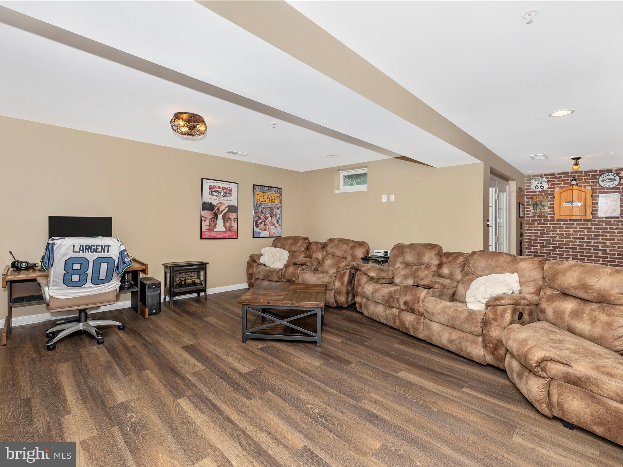 CLOVER RIDGE - Residential