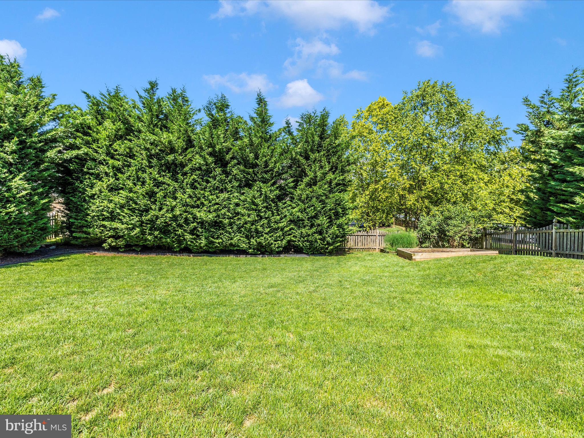 CLOVER RIDGE - Residential