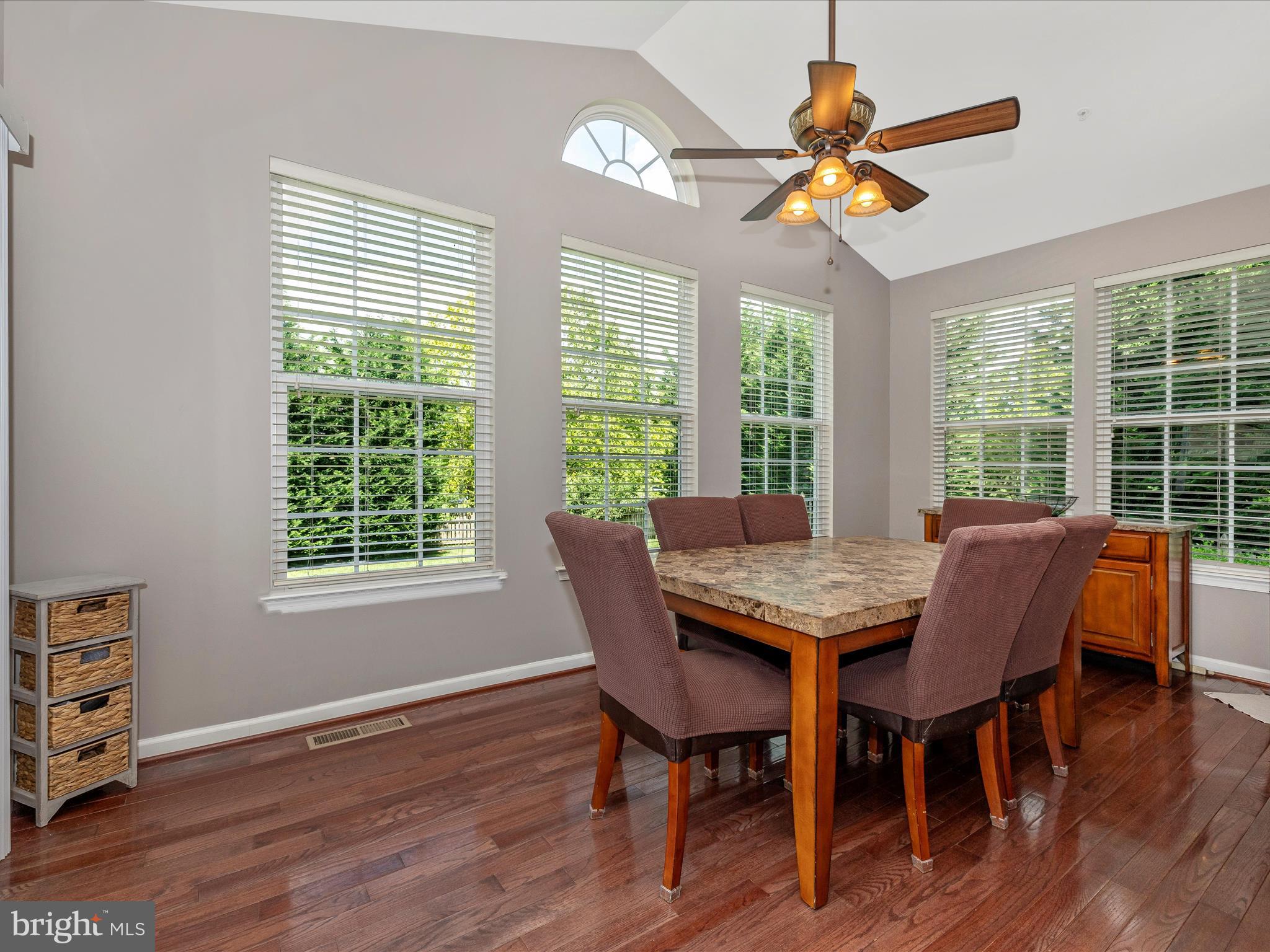 CLOVER RIDGE - Residential