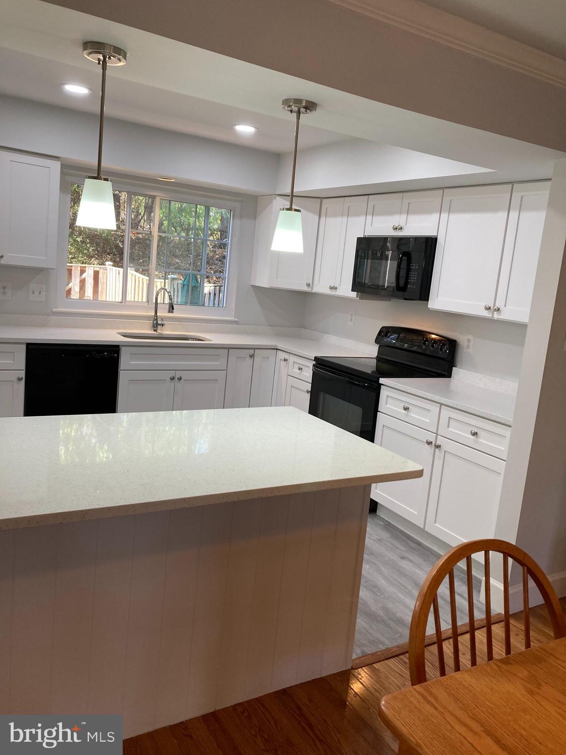 LONGMEAD - Residential