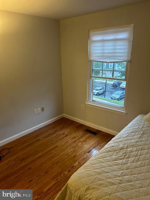 LONGMEAD - Residential