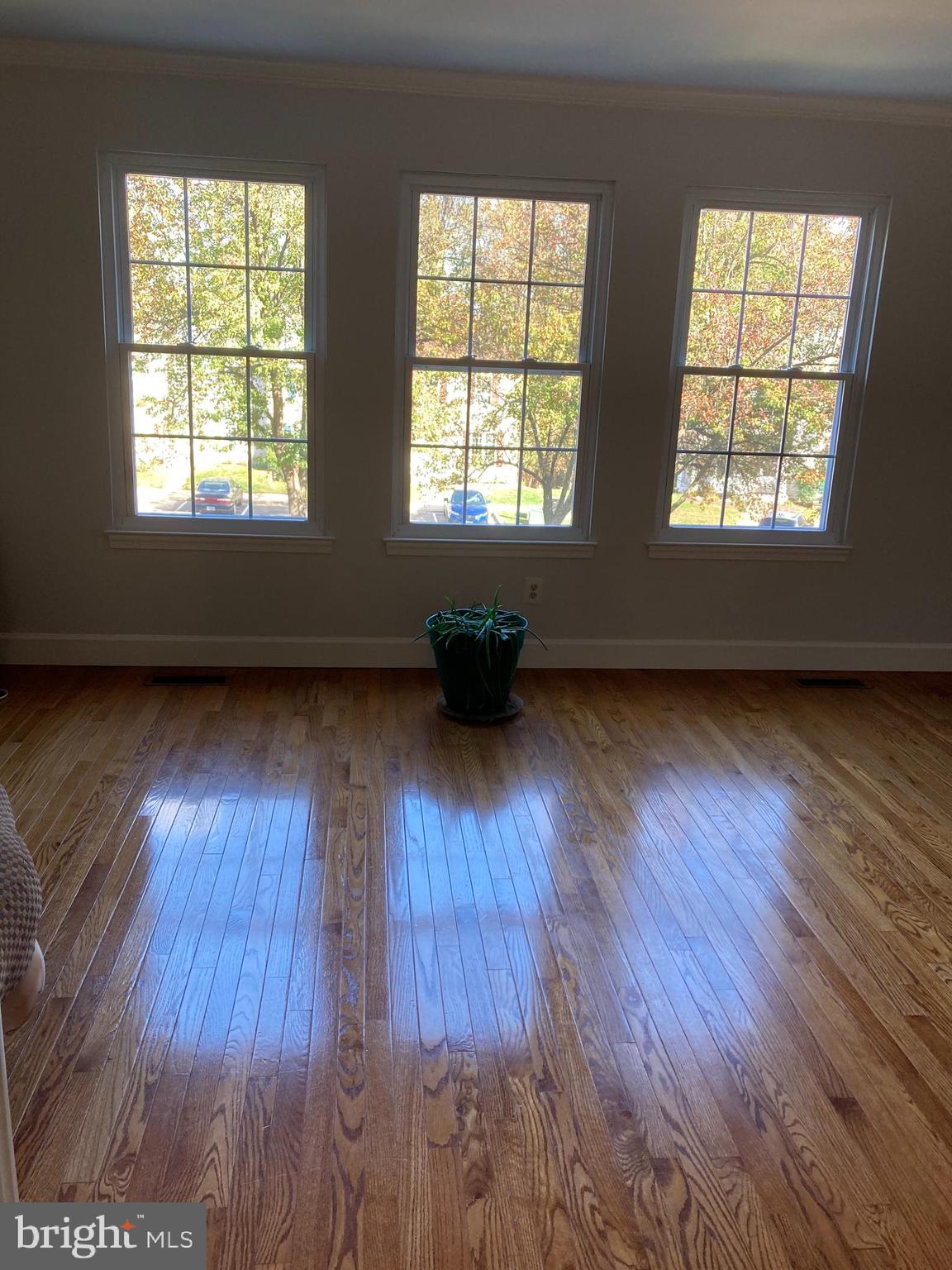 LONGMEAD - Residential