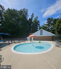 LONGMEAD - Residential