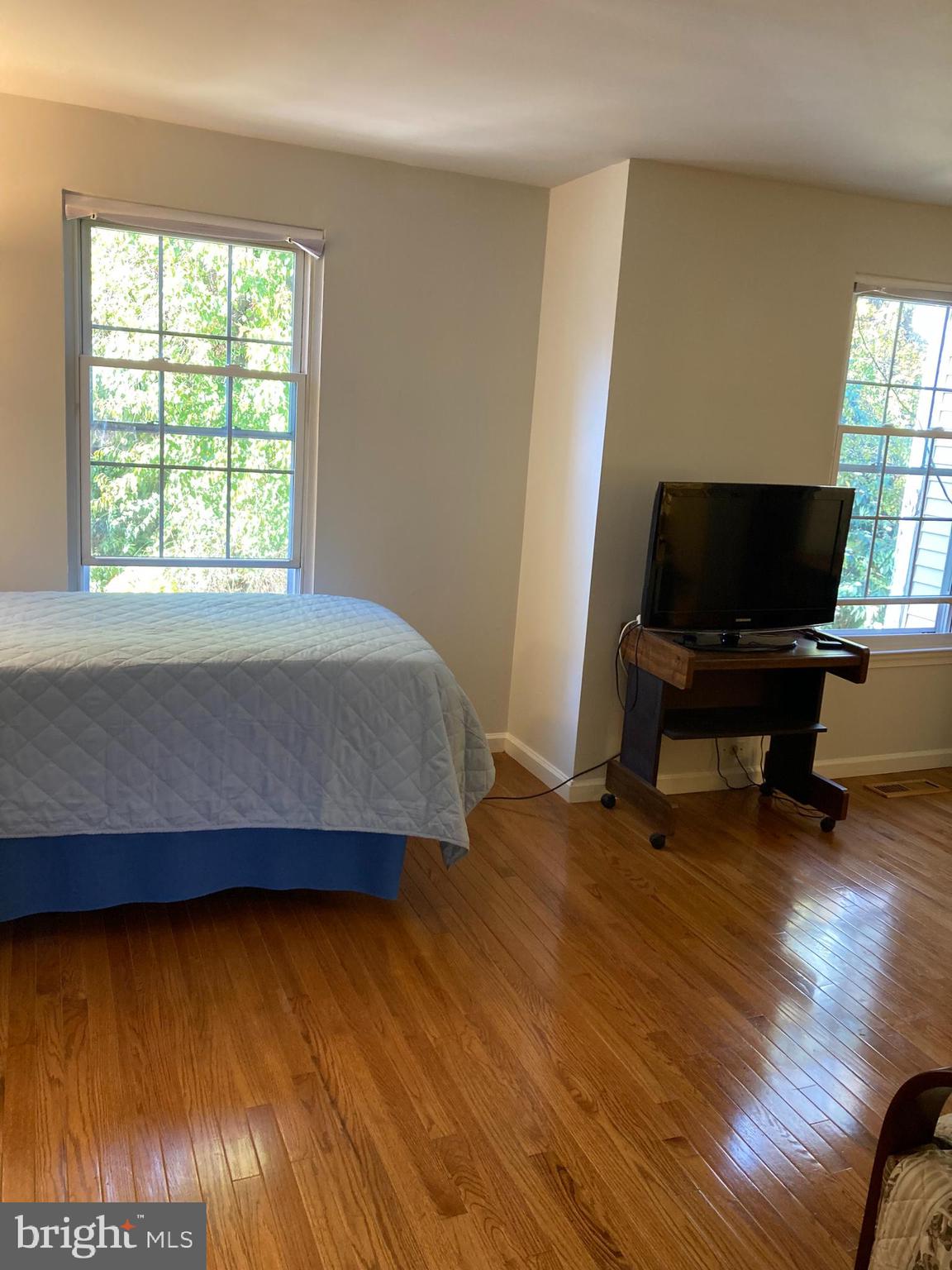 LONGMEAD - Residential