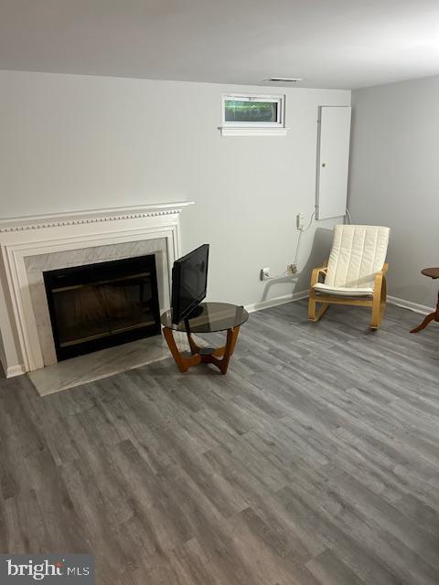 LONGMEAD - Residential