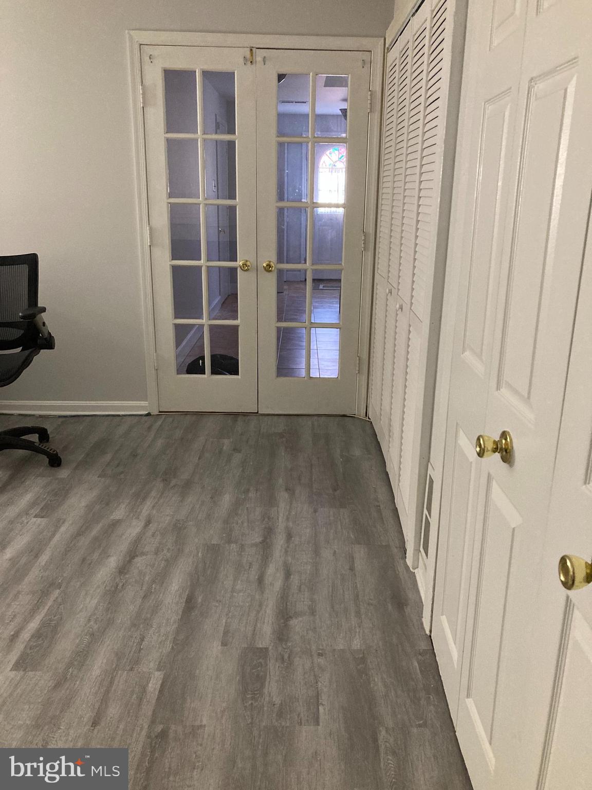 LONGMEAD - Residential