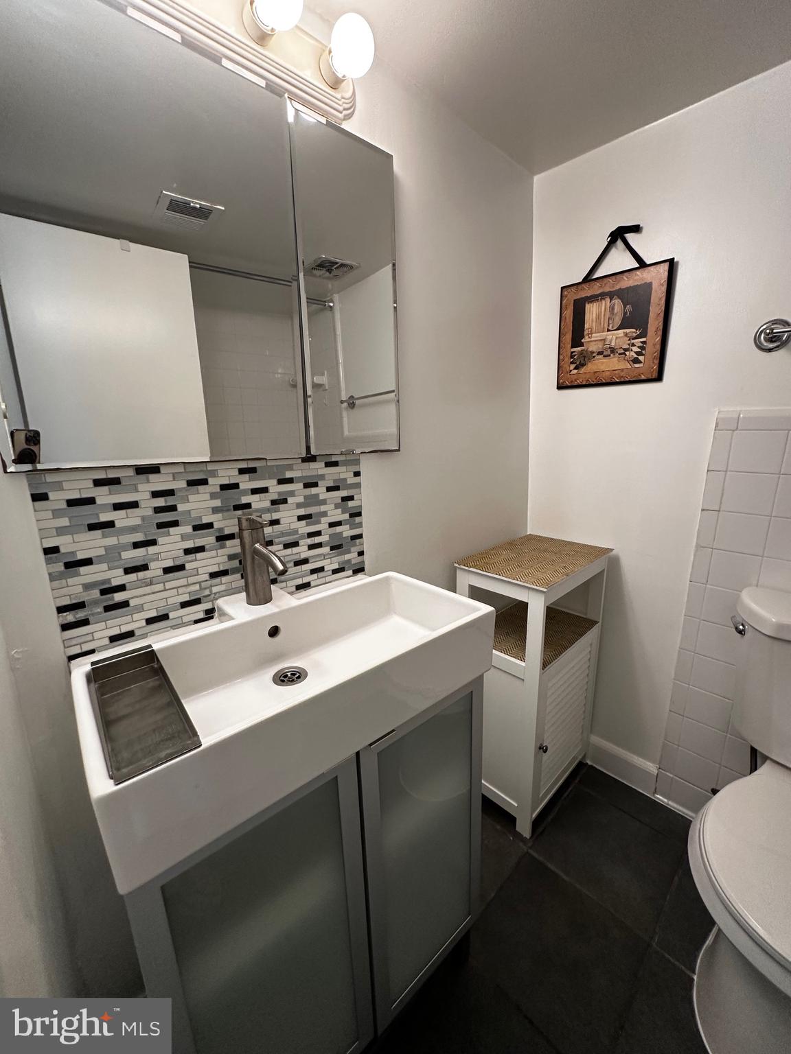 GRAND BEL MANOR - Residential