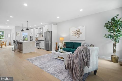 4212 7TH STREET NW WASHINGTON DC 20011