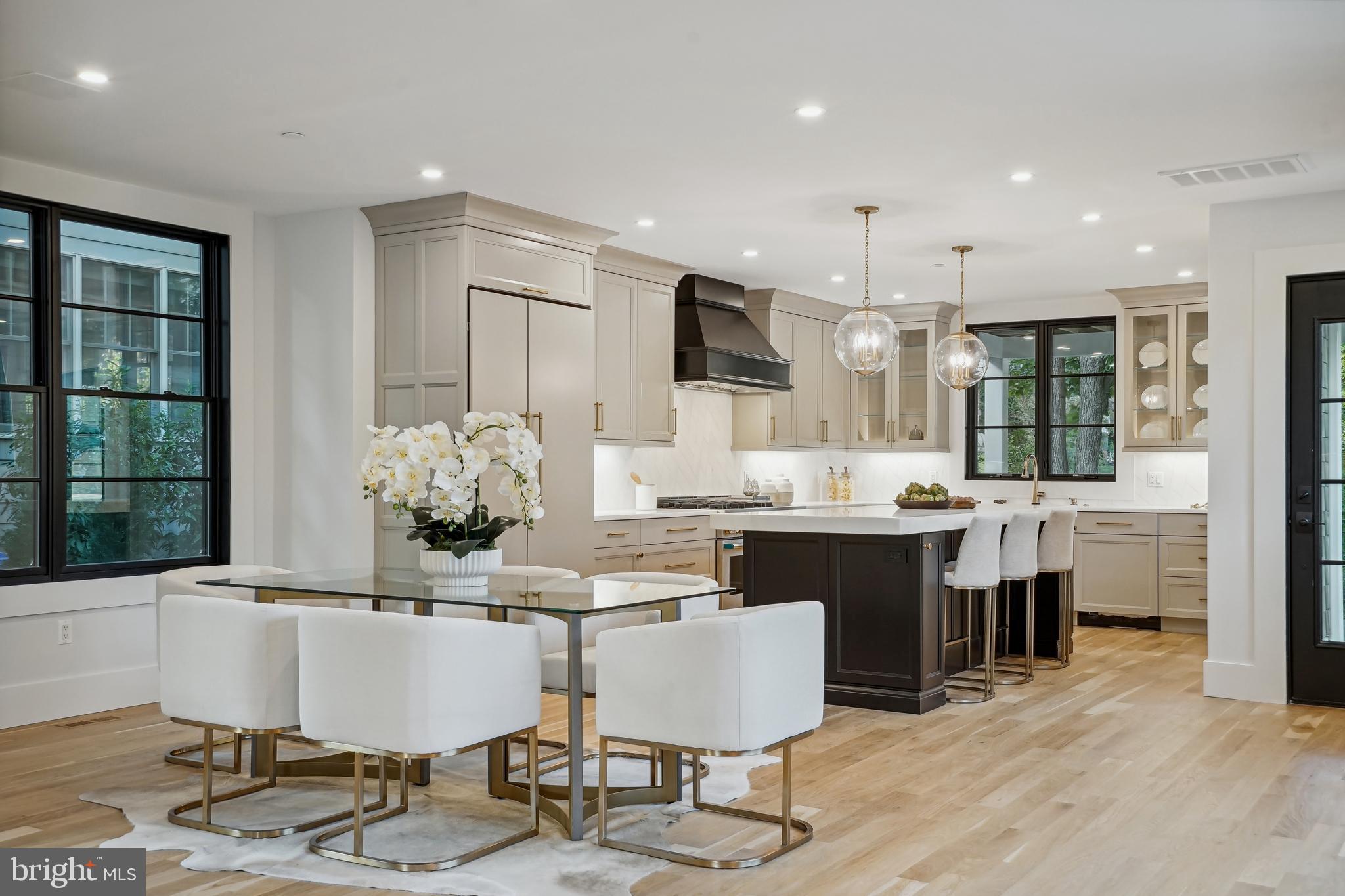 BRADMOOR - Residential