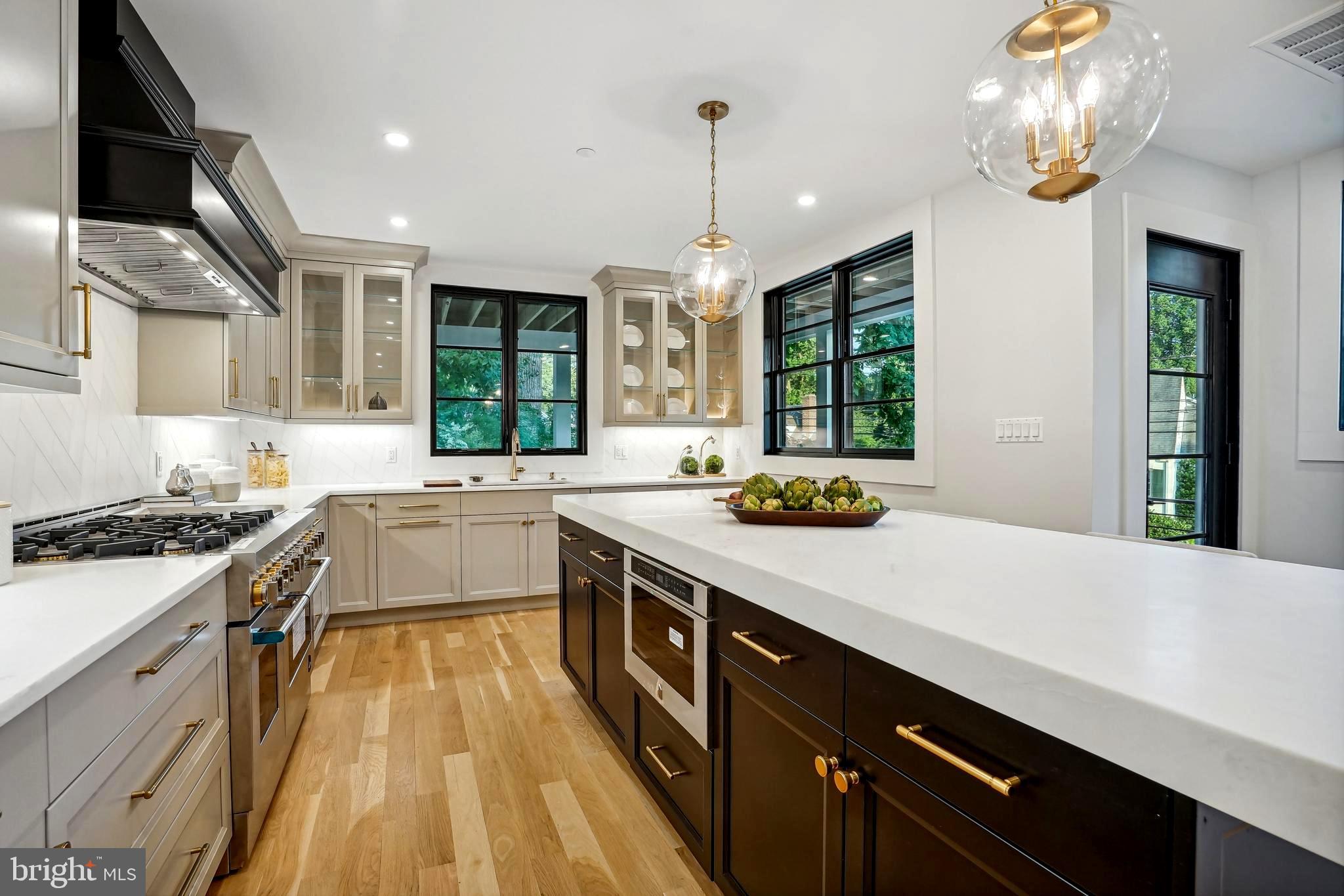 BRADMOOR - Residential