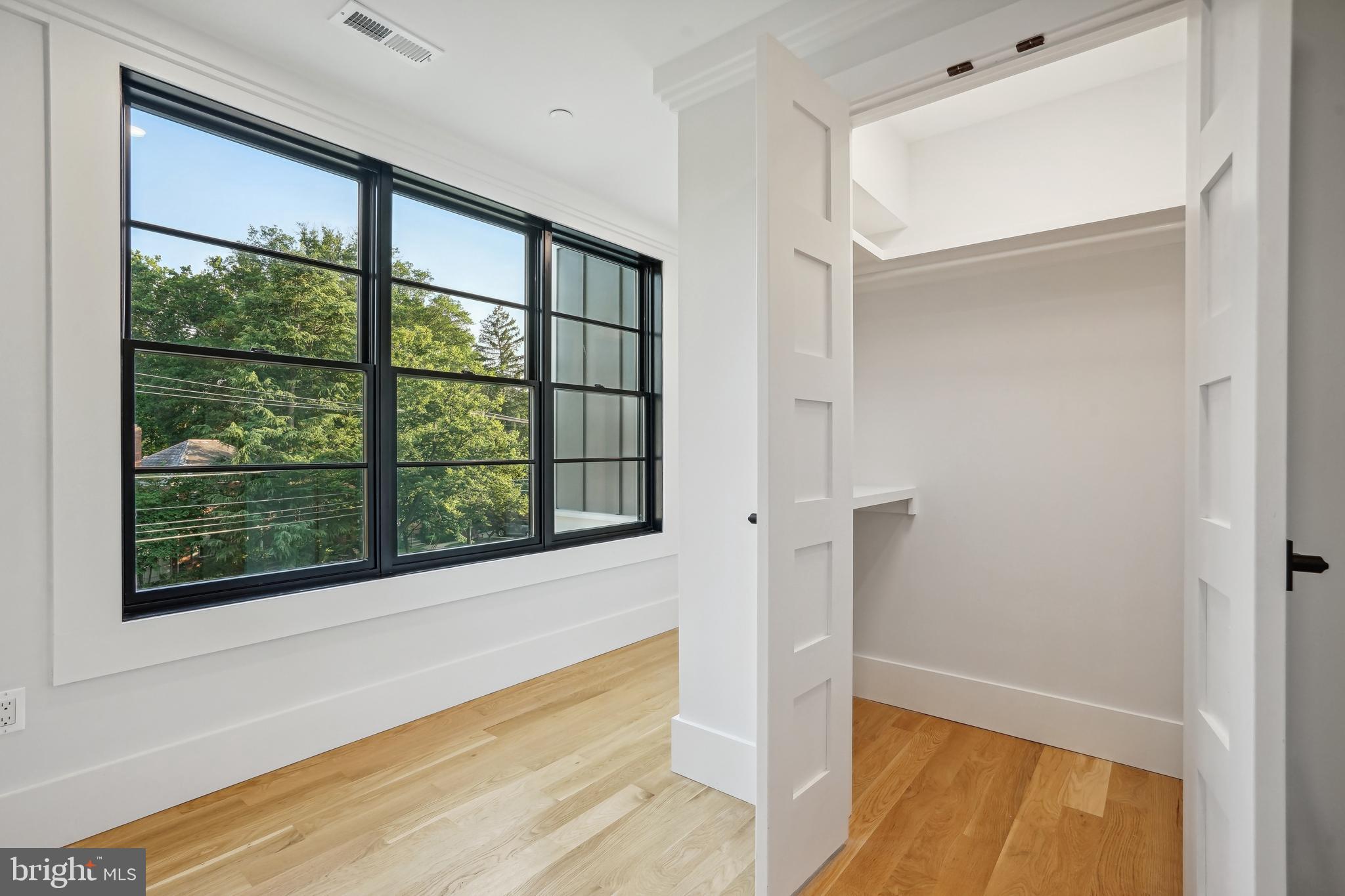 BRADMOOR - Residential