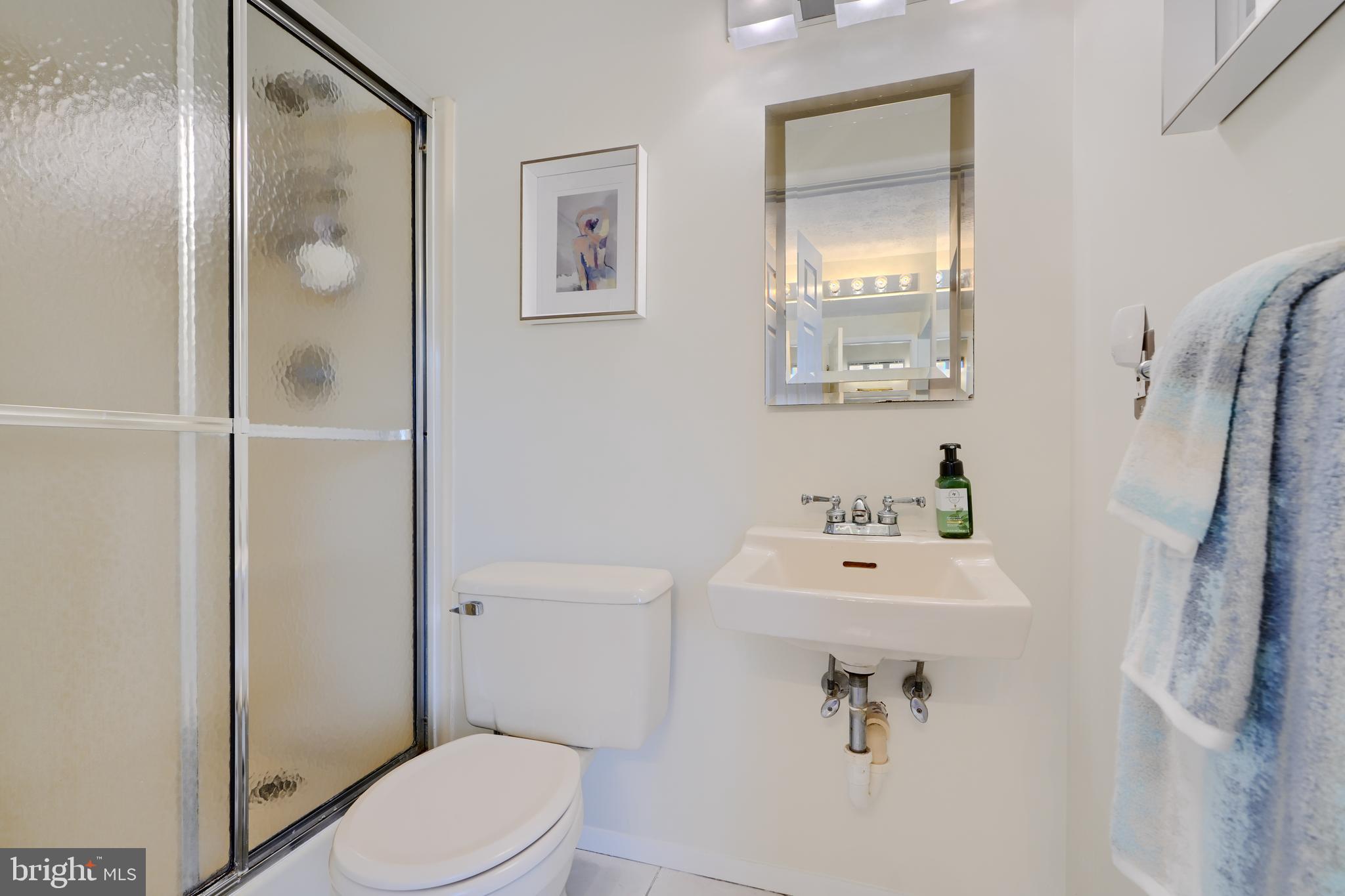 BRIEN RUN VILLAGE - Residential