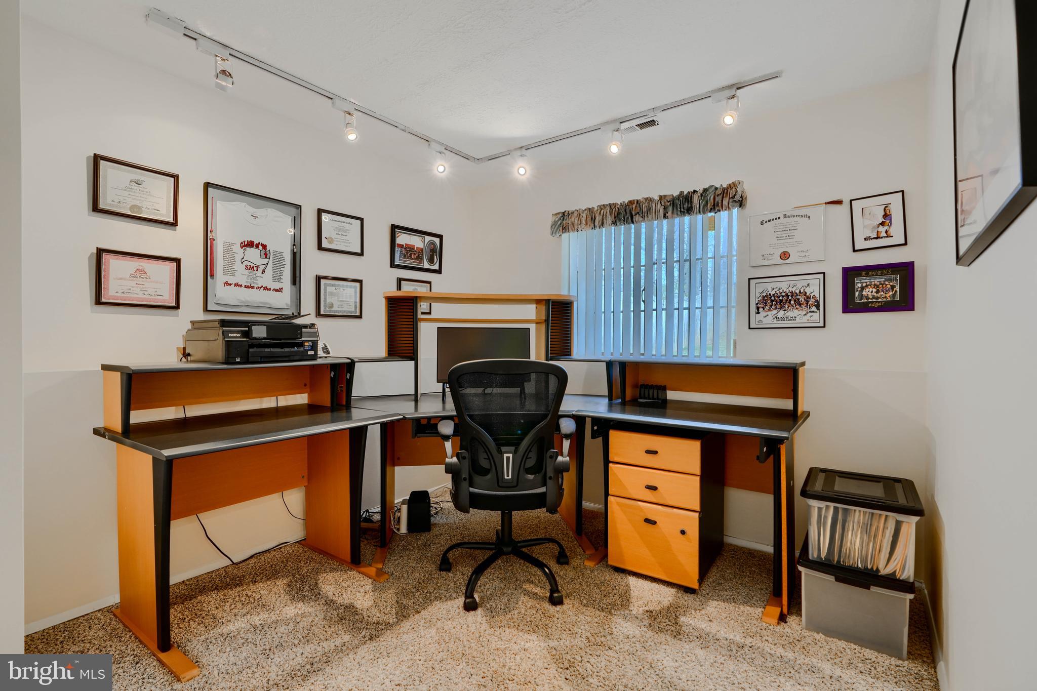 BRIEN RUN VILLAGE - Residential