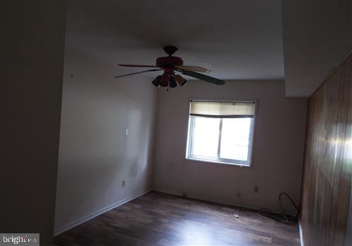 HERITAGE KNOLL - Residential