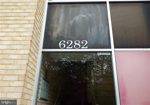 HERITAGE KNOLL - Residential