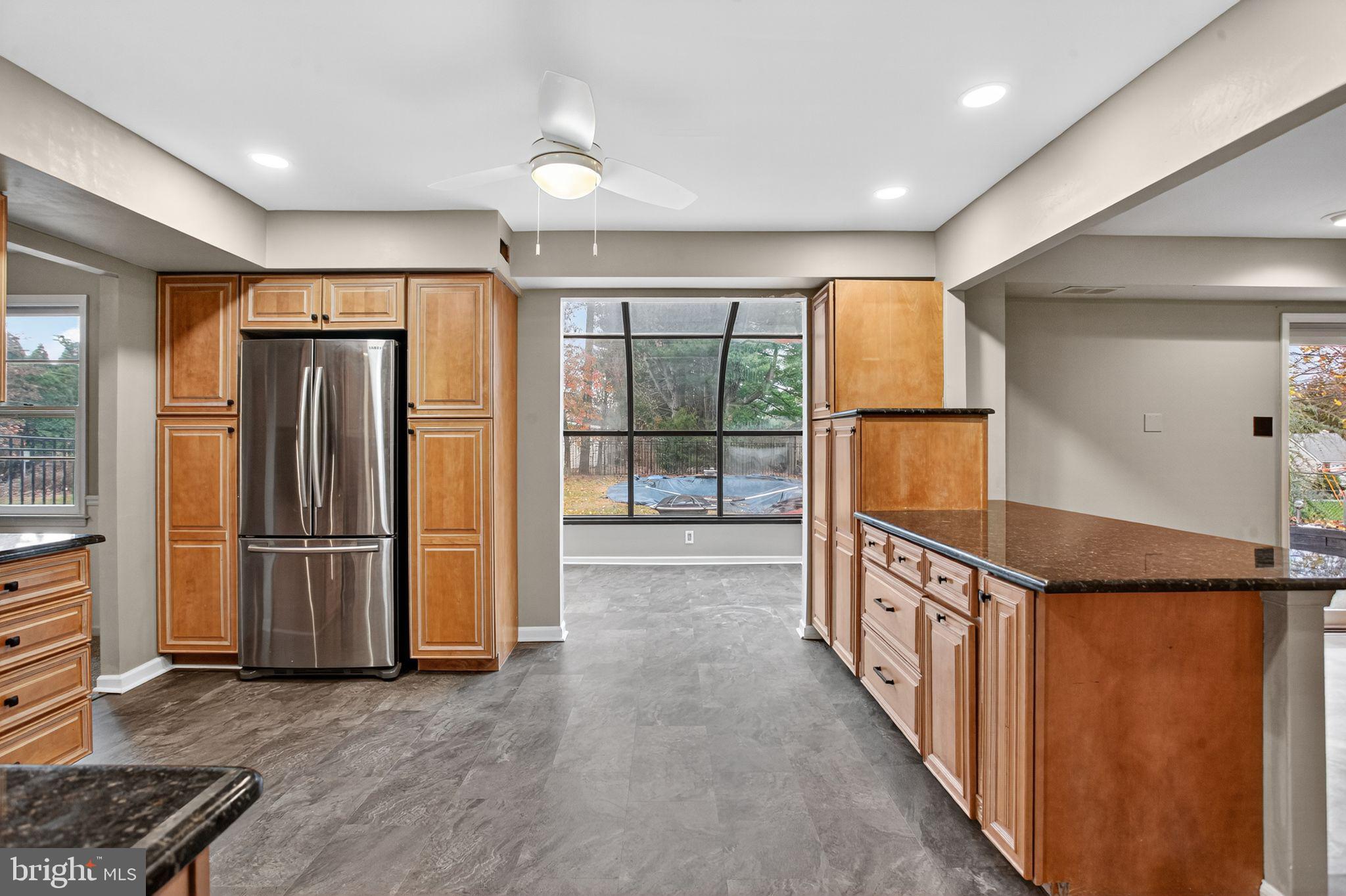 HOLLANDALE - Residential Lease