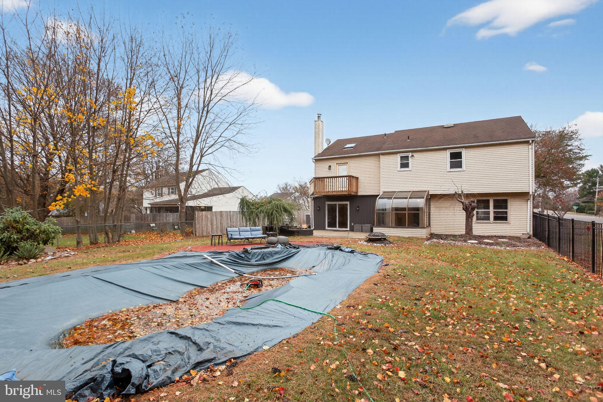 HOLLANDALE - Residential Lease