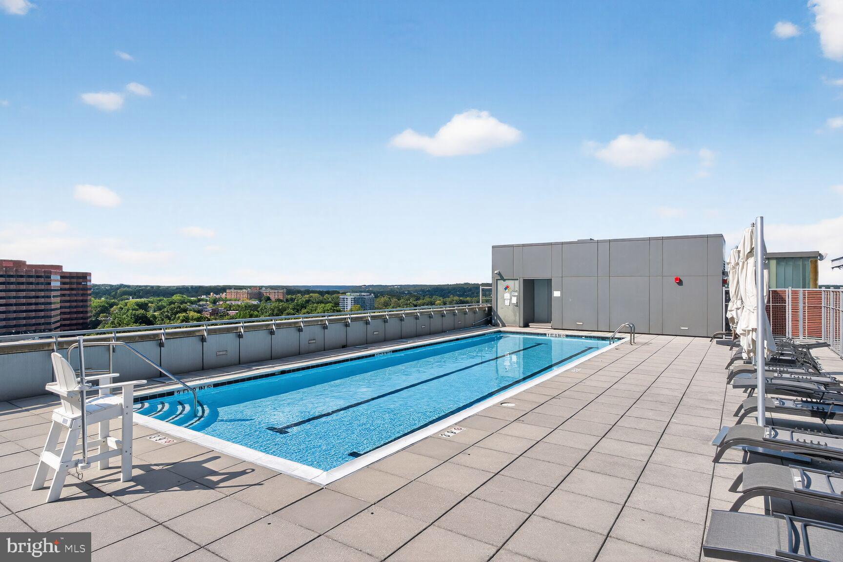 COURTHOUSE - Residential