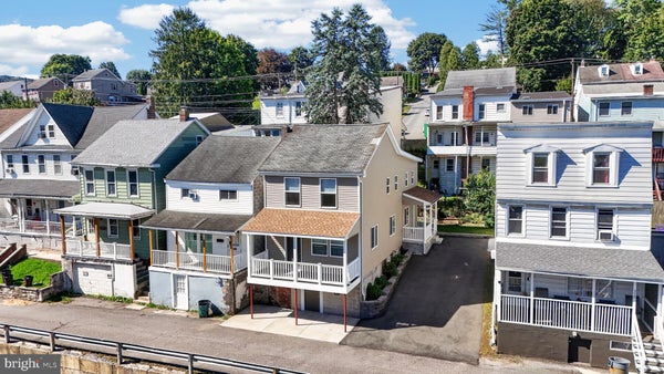 320 N RAILROAD ST, TAMAQUA, PA 18252 - Image aa2c68113793d6f17c99eb5dcbc8aee7/3645601504