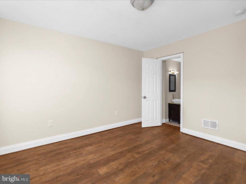 STATION EAST - Residential