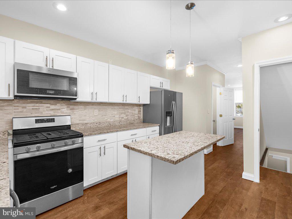 STATION EAST - Residential