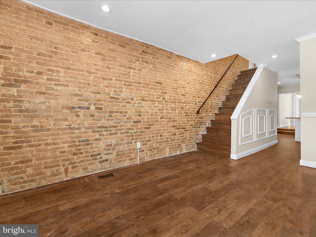 STATION EAST - Residential