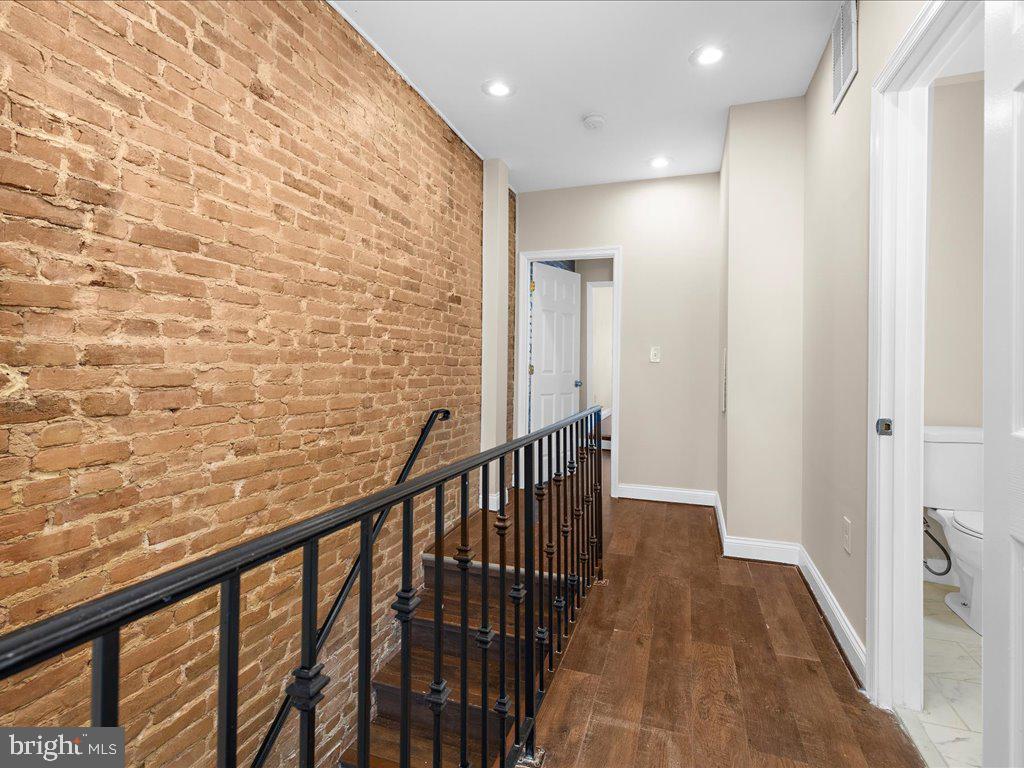 STATION EAST - Residential