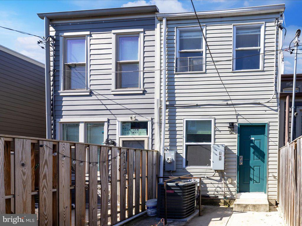 STATION EAST - Residential