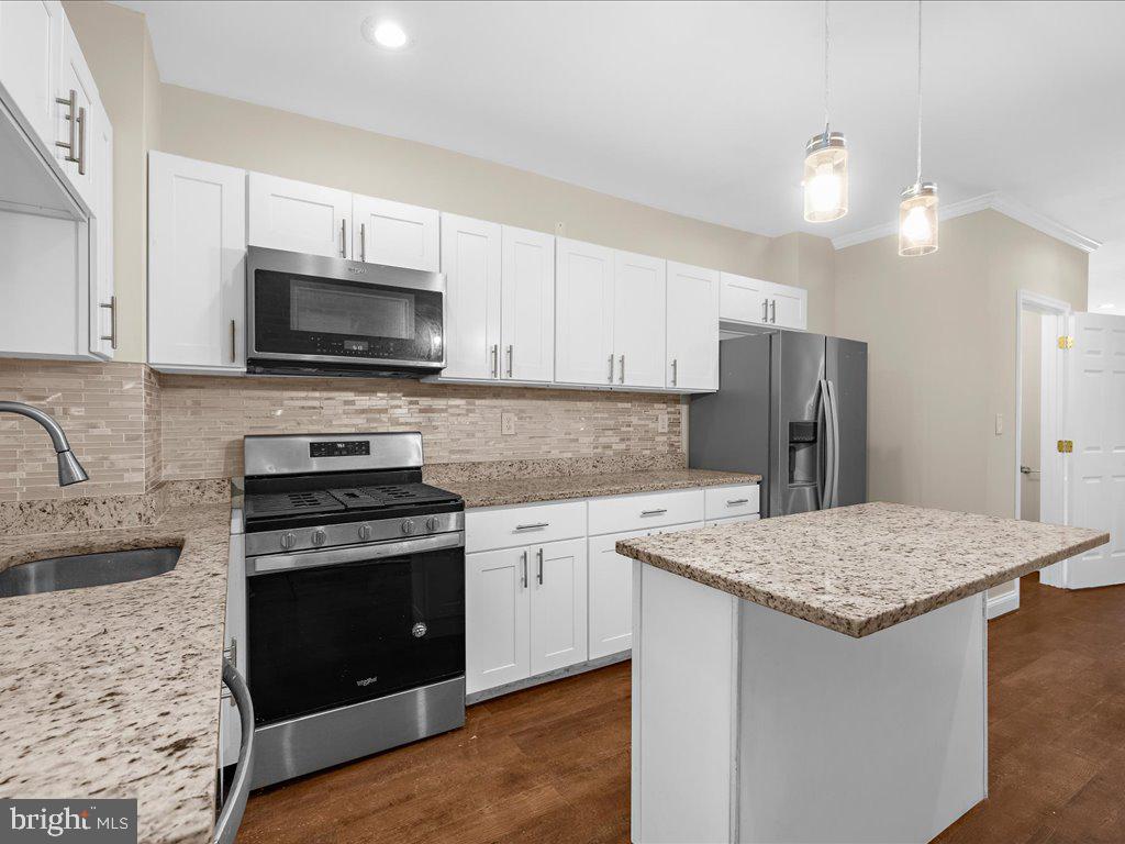 STATION EAST - Residential