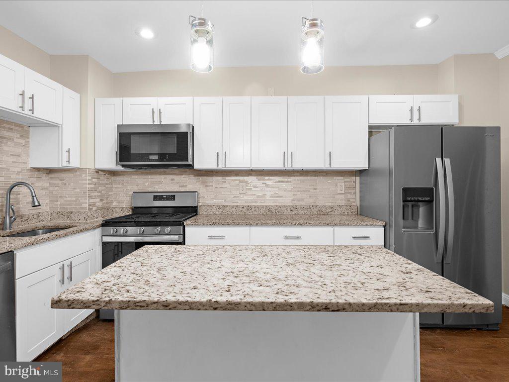 STATION EAST - Residential