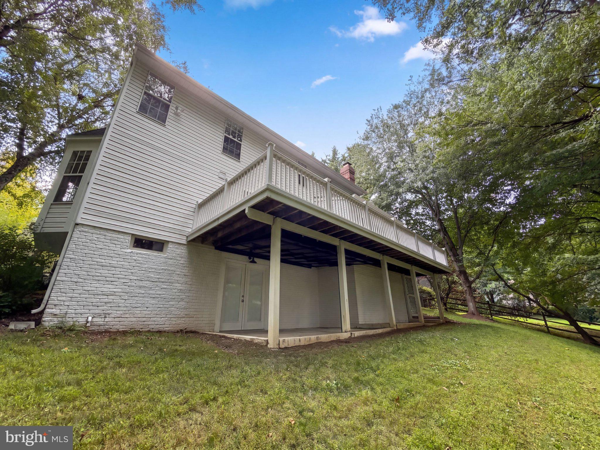 11301 WILLOWDALE DRIVE
